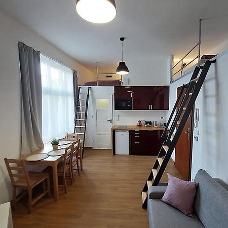Old Town Stage Apartment One Cracovia Exterior foto