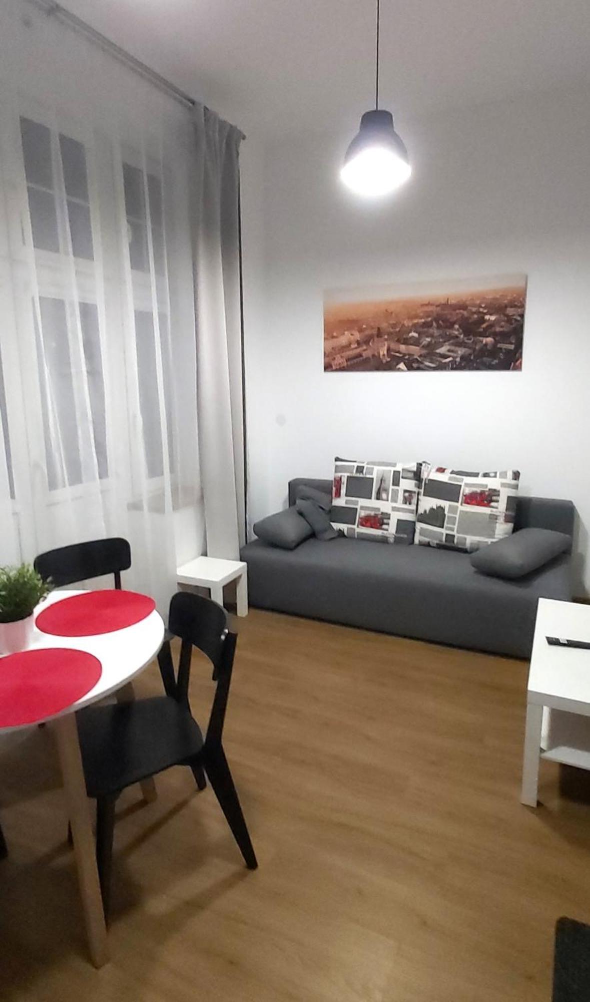 Old Town Stage Apartment One Cracovia Exterior foto