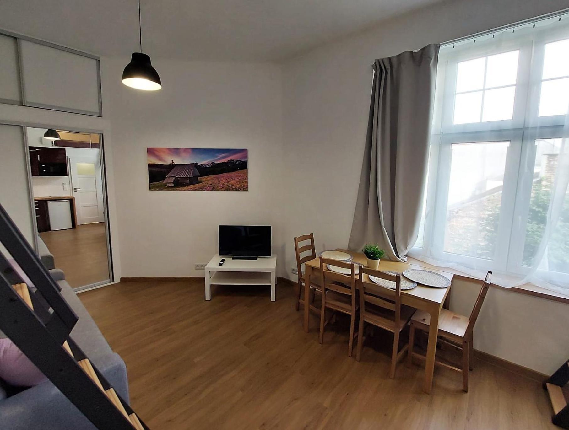 Old Town Stage Apartment One Cracovia Exterior foto